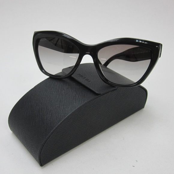 Prada Spr 2q Ab0a7 Sunglasses 